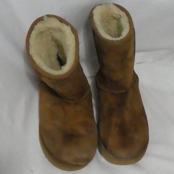 Unbranded | size 7 | Brown Ankle Boots with Plush Interior - Picture 1 of 13